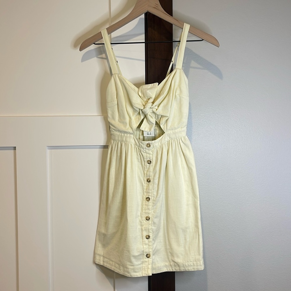 Abercrombie & Fitch Light Yellow Dress with Bow Detail